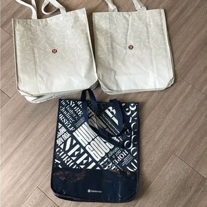 3 Lululemon large reusable tote